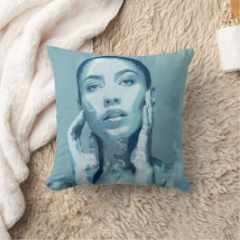 "Woman in Blue"  Kudde