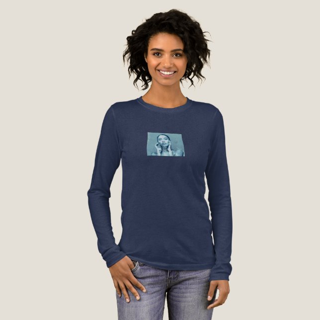 "Woman in Blue" Premium Canvas  T Shirt (Hel framsida)