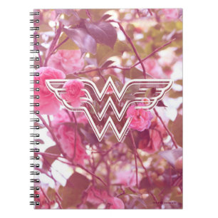 Woman Rosa Camellia Flowers Logotyp Anteckningsbok