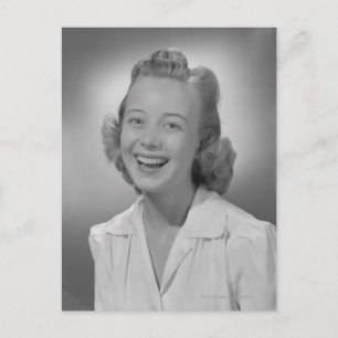 Woman Smiling Vykort