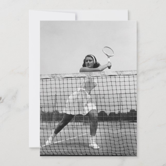 Woman Spelning Tennis (Framsida)