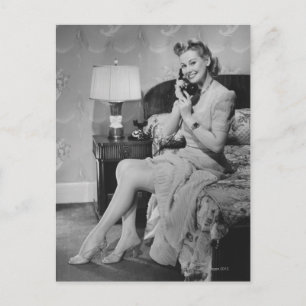 Woman Talking på Mobil Vykort