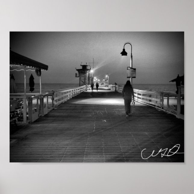 Woman Walking on the Pier. in San Clemente B&W Poster (Framsidan)