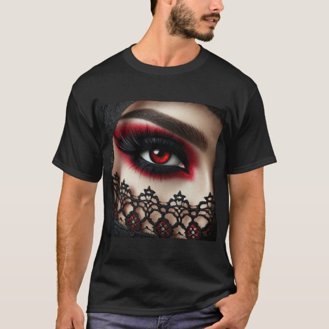 Woman's eye with a striking red iris t shirt (Framsida)