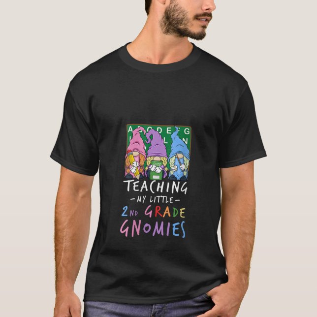 Womens 2nd Grade Teacher Gnome Teaching My Little  T Shirt (Framsida)