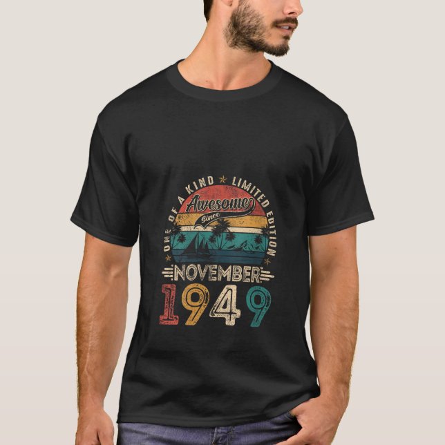 Womens Awesome Since November 1949 76 Years Old 76 T Shirt (Framsida)