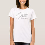 Womens Bachelorette Bridesmaid Script Bröllop T Shirt<br><div class="desc">Anpassningsbar Lägg till bildtext här Personlig  för klädesplagg Skriv ut Kvinnor i svart,  vitt citattecken i Bridesmaid-skript Namn Basic T-Shirt.</div>