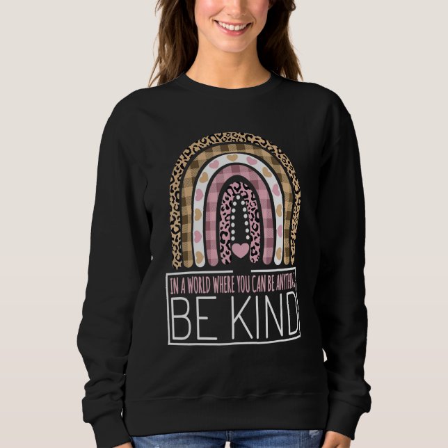 Womens Be Kind Kids Kindness Teacher Outfits Leopa T Shirt (Framsida)