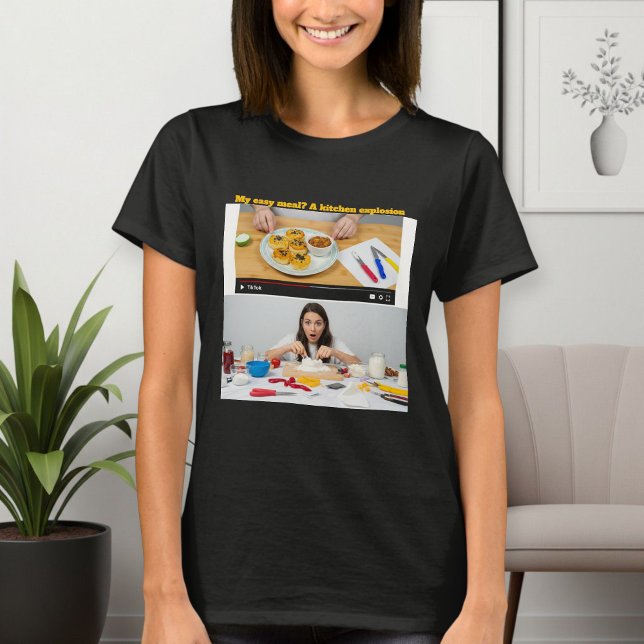 Women's Black Cooking: Reality vs. Expectation  T Shirt (Skapare uppladdad)