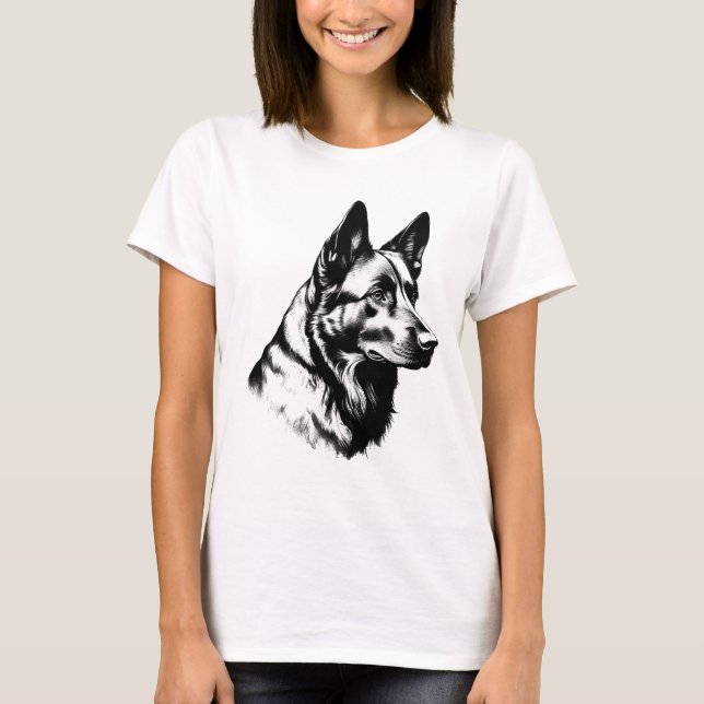 Women's Black German Shepherd Dog Tee (Framsida)