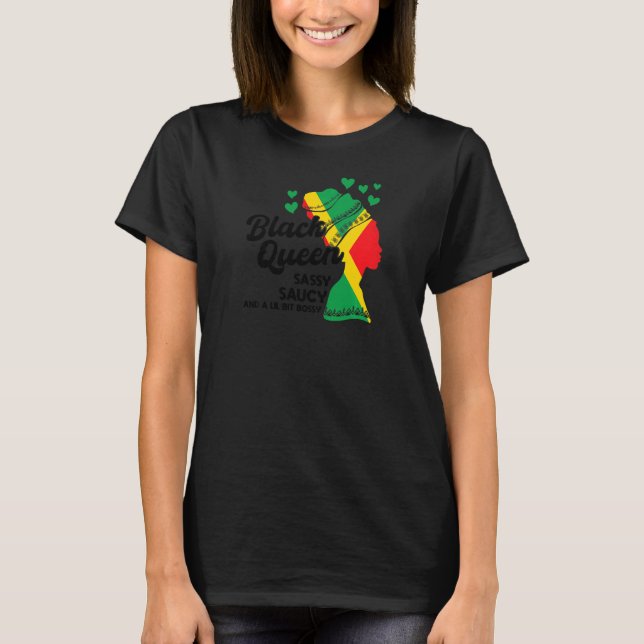 Womens Black Queen Sassy saucy and bossy Black Que T Shirt (Framsida)