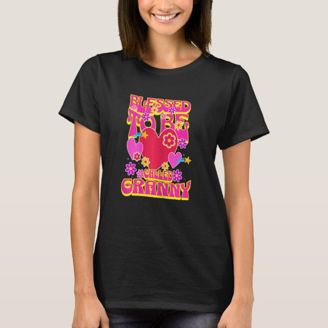 Womens Blessed To Be Called Granny Heart Groovy Fl T Shirt (Framsida)