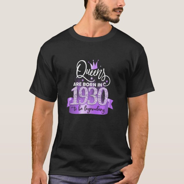 Womens Born In 1930 I Elegant Purple Black Party O T Shirt (Framsida)