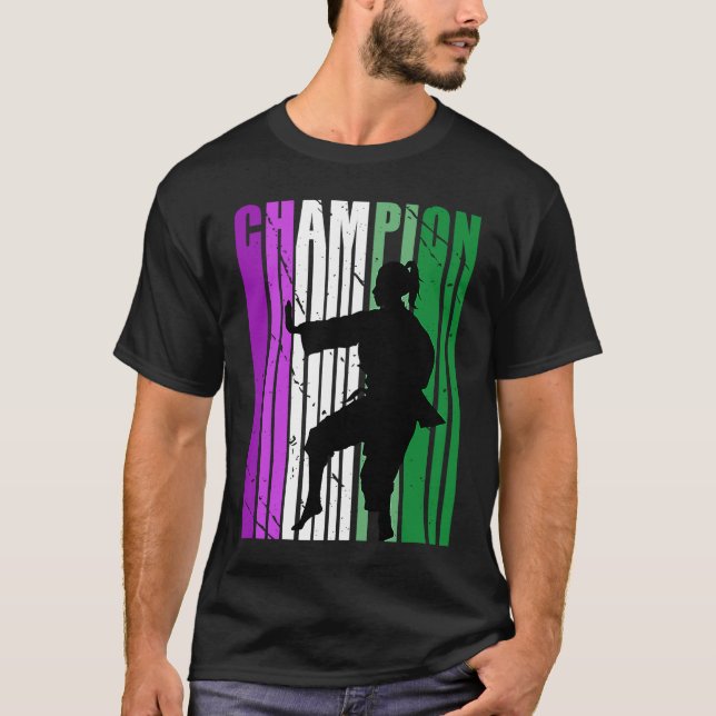 Womens Champion Karate Birthday Martial Lila Gre T Shirt (Framsida)