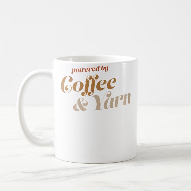 Womens Coffee And Yarn Funny Knitting Sewing Quilt Kaffemugg (Vänster)