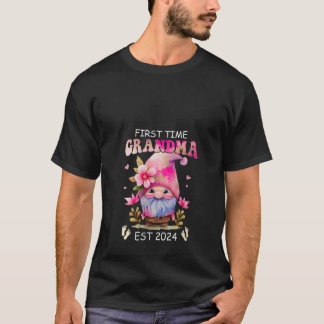Womens First Time Grandma Est 2024 Pregnancy Annou T Shirt