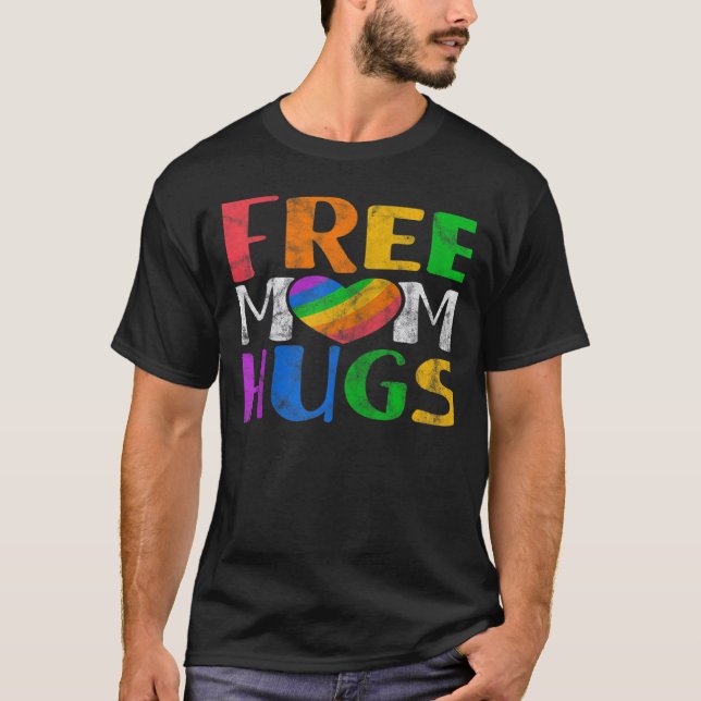 Womens Free Mom Hugs LGBT Rainbow Heart Gay Lesbia T Shirt (Framsida)