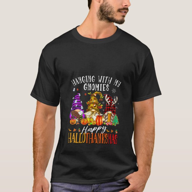 Womens Hanging With My Gnomies Happy Hallothanksma T Shirt (Framsida)