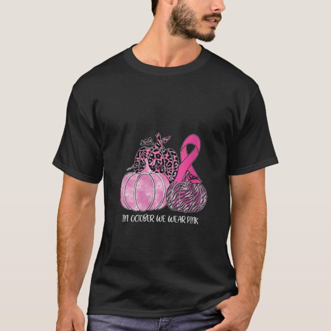 Womens In October We Wear Pink Ribbon Pumpkin Brea T Shirt (Framsida)