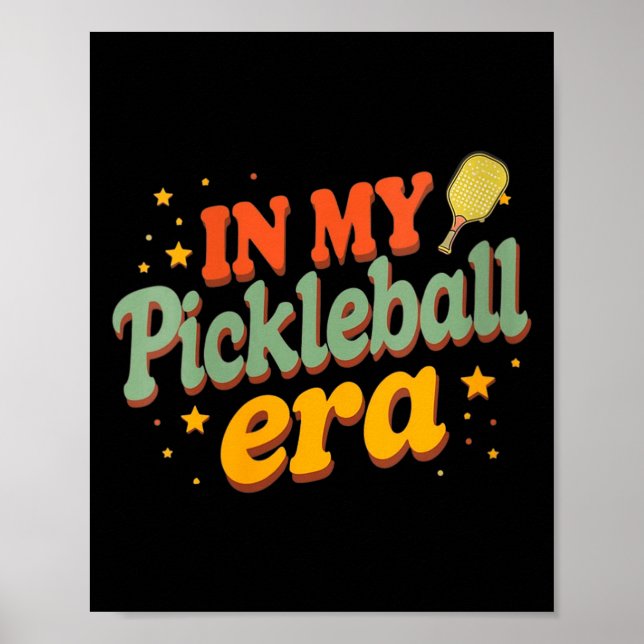 Women's in pickleball era retro pickle player poster (Framsidan)