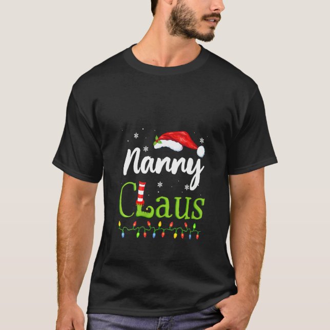 Womens Nanny Claus Funny Grandma Santa Pajamas Chr T Shirt (Framsida)