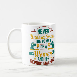 Womens Never Underestimate Sewing Machine Sew Quil Kaffemugg