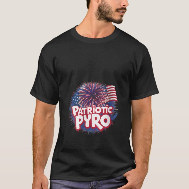 Womens Patriotic Pyro Fireworks Lycklig 4:e juli T Shirt (Framsida)