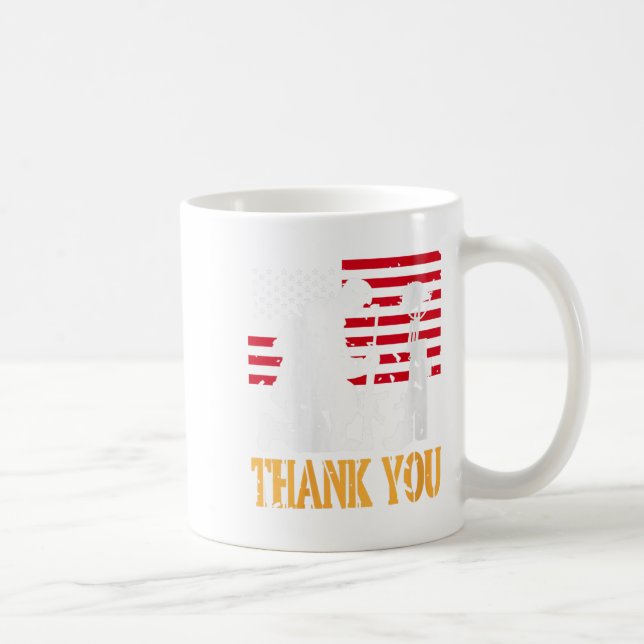 Womens Patriotic Soldier Kneeling Battlefield Cros Kaffemugg (Höger)
