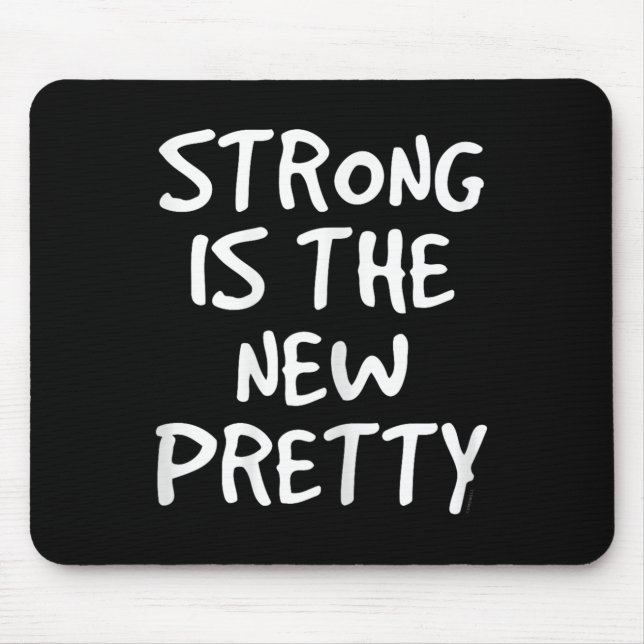 Womens Strong Is The New Pretty Shirt - Gym Motiva Musmatta (Framsidan)
