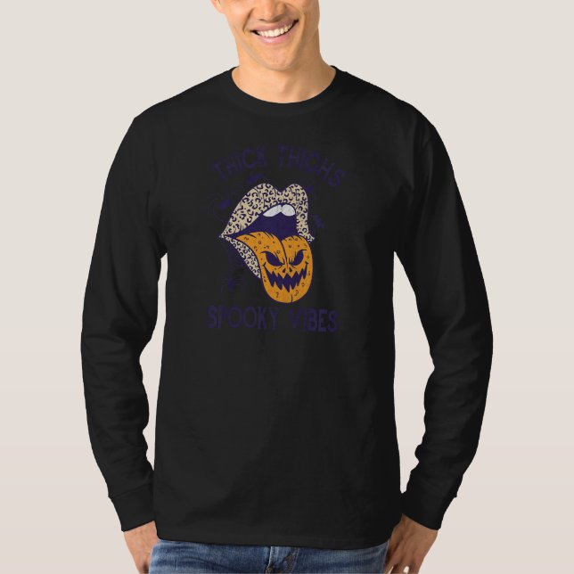Womens Thick Thighs Spooky Vibes Halloween Womens T Shirt (Framsida)
