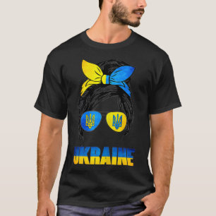Womens Ukraina Messy Bun Hair Wearing Ukraina Flag T Shirt