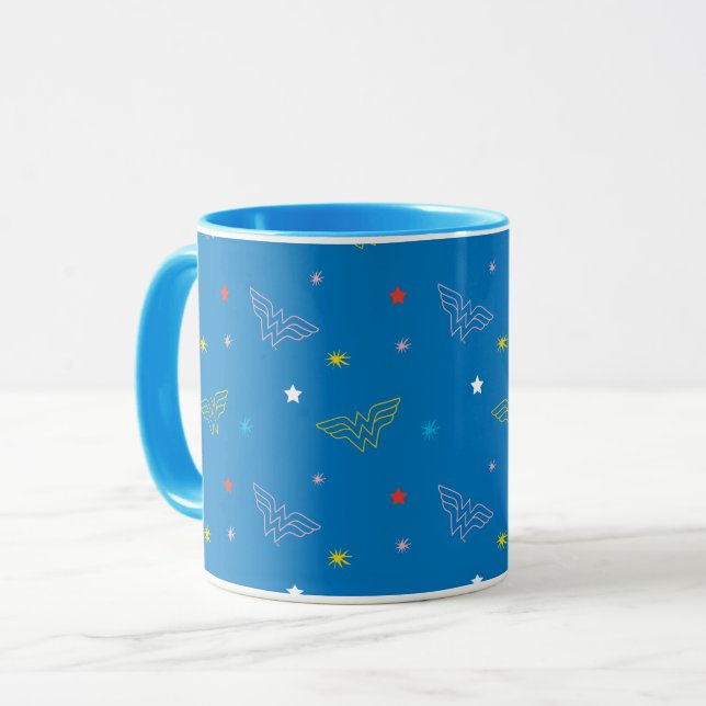 Wonder Woman-logotyp och stjärnor Blått mönster Mugg (Framsida vänster)