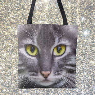Wonderful cat portrait tygkasse