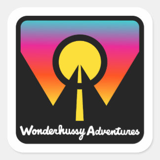 Wonderhussy Äventyr Sunset Horizon Logotyp Fyrkantigt Klistermärke