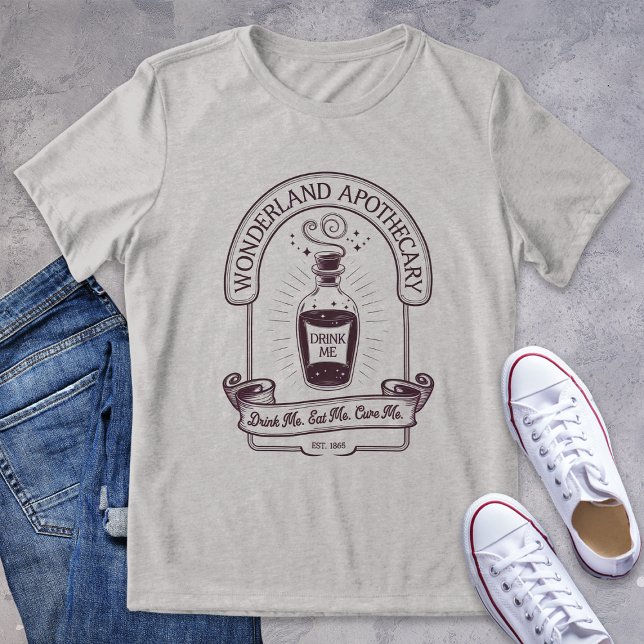 Wonderland Apothecary Logotyp Bookish T Shirt (Skapare uppladdad)