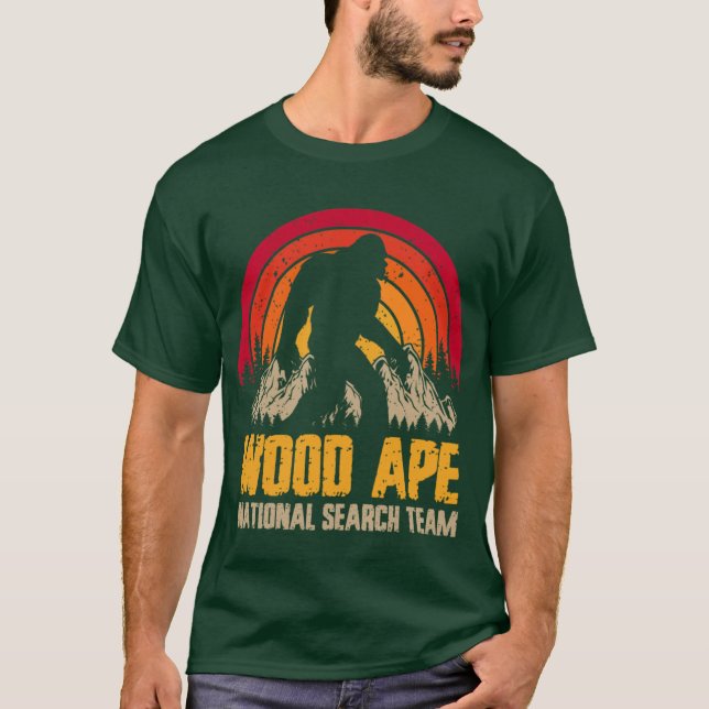 Wood Ape National Search Team Sasquatch T Shirt (Framsida)