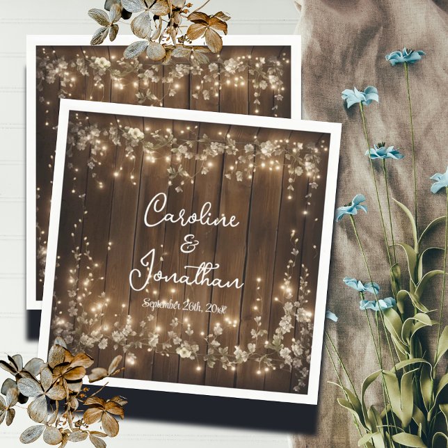 Wood Rustic String Ljus White Blommigt Bröllop Pappersservett (Skapare uppladdad)