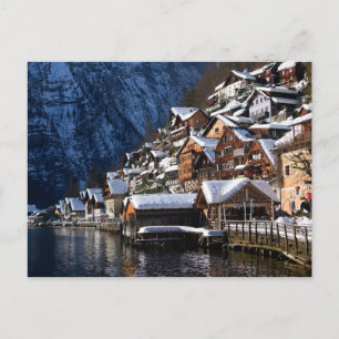 Wooden lakeside house in Hallstatt, Österrike Vykort