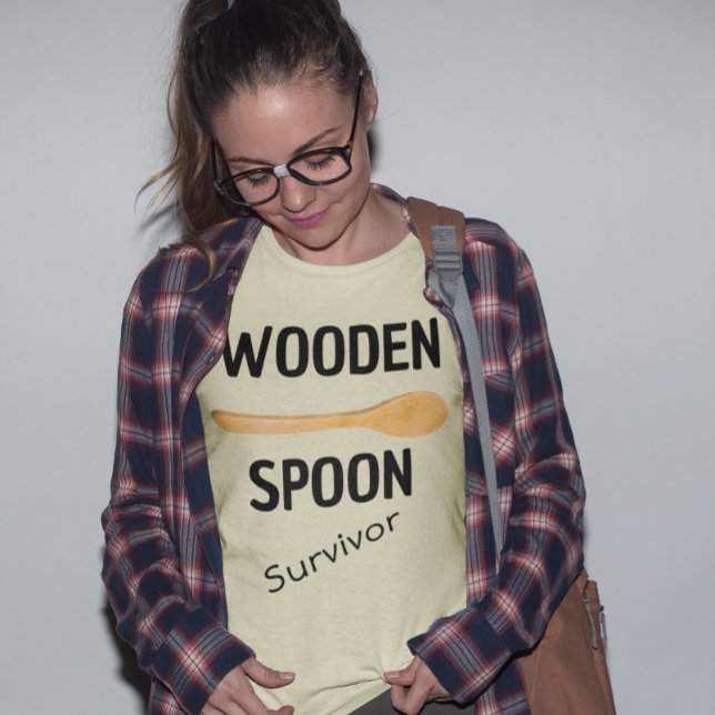 Wooden Spoon Survivor Funny T Shirt (Skapare uppladdad)