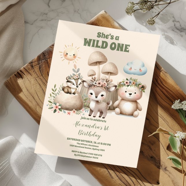 Woodland Animals Han är Vild 1:a födelsedag Inbjudningar (Skapare uppladdad)