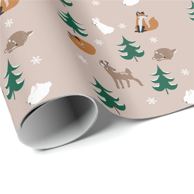 Woodland Animals Snowy Gräs Träd Snöflingor Presentpapper (Rullad Hörn)
