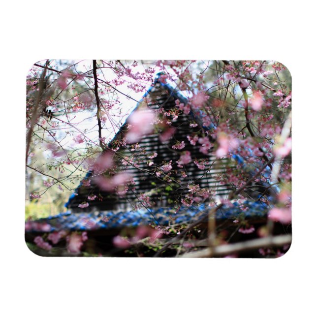 Woodland Fairy House with Rosa Flowers Magnet (Horisontell)