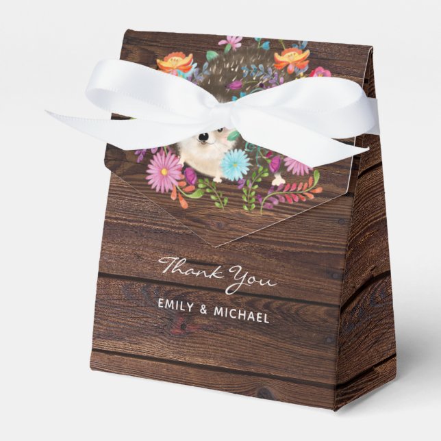 Woodland Hedgehog Favors Box Rustic Wood Presentaskar (Framsidan Sidan)