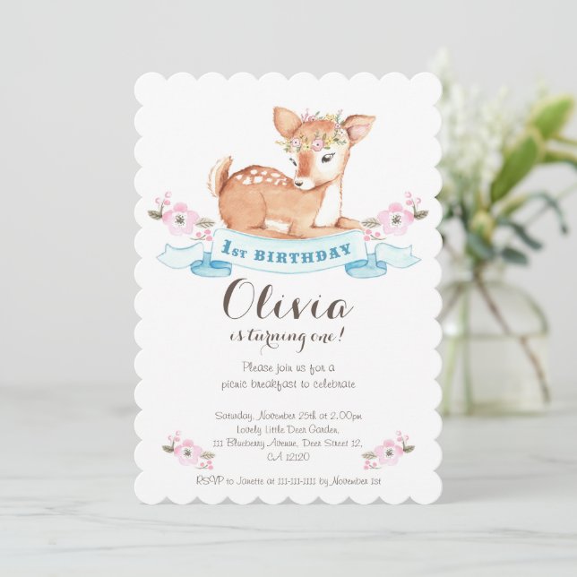 Woodland Hjort - första födelsedagsinbjudan Inbjudningar (Stående Fram)