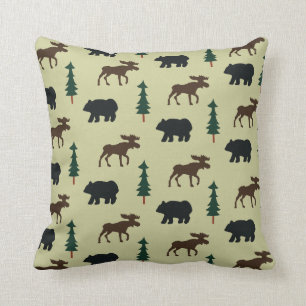 Woodland Moose and Bear Rustic Pillow - Grönt Kudde