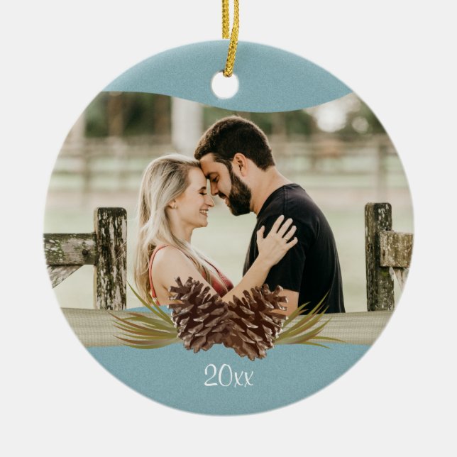 Woodland Pinecones Blue Photo Julgransprydnad Keramik (Framsidan)