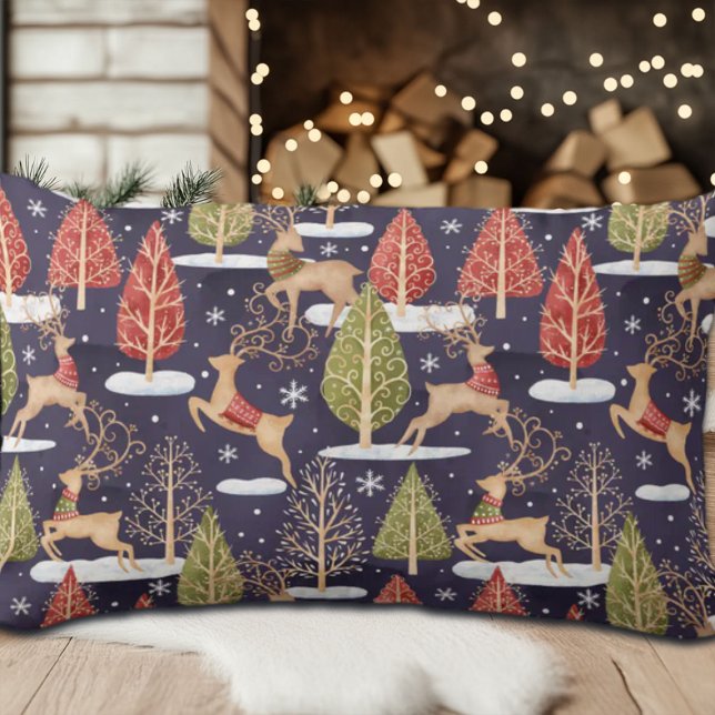 Woodland Whimsical Reindeers Winter Lumbarkudde (Skapare uppladdad)