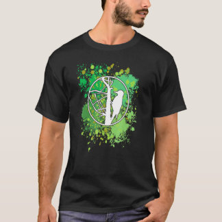 Woodpecker i Träd på Paint Spills Bird Friend T Shirt