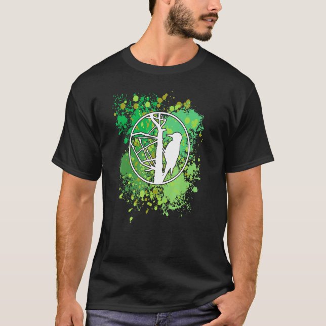 Woodpecker i Träd på Paint Spills Bird Friend T Shirt (Framsida)