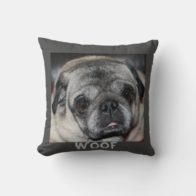Woof Pug Pillows Kudde (Framsida)